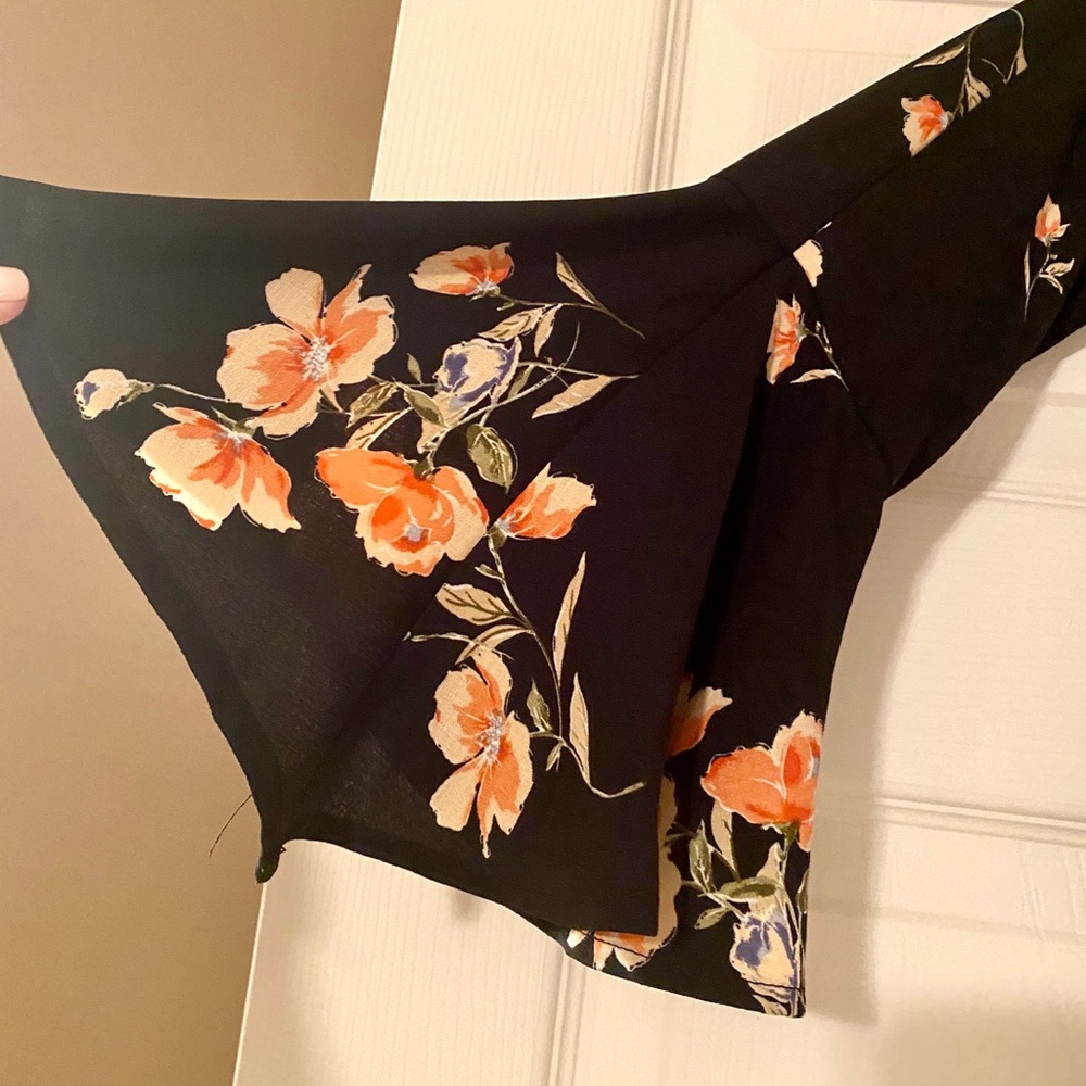 Lulus strapless bell sleeve dress - Picture 4 of 4